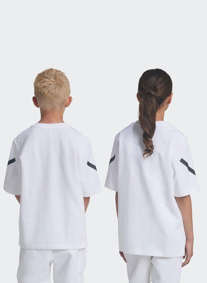 اديداس تيشيرت أبيض للأطفال بأكمام قصيرة - Image 2